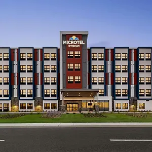Microtel & Qc 2* Dorval
